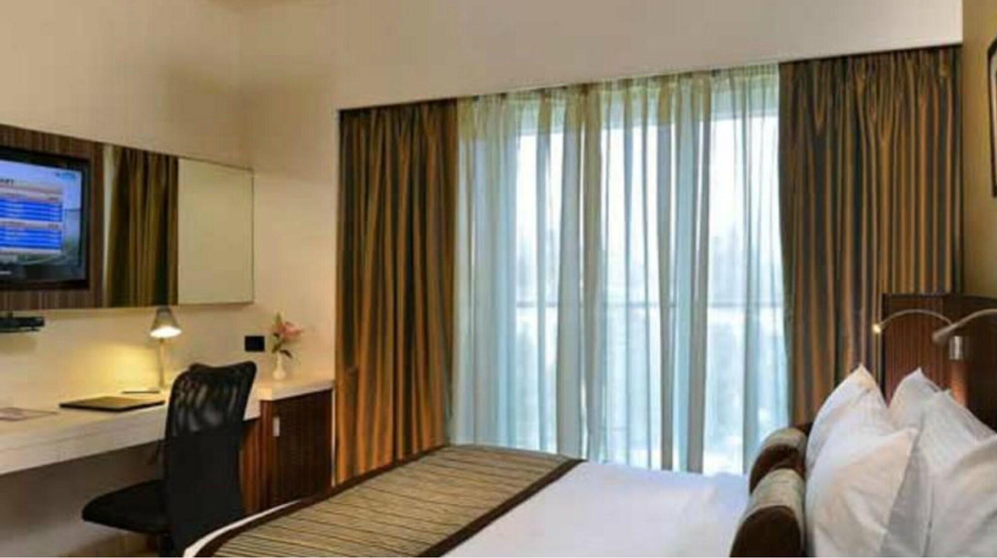 Residency Sarovar Portico Мумбаи Экстерьер фото
